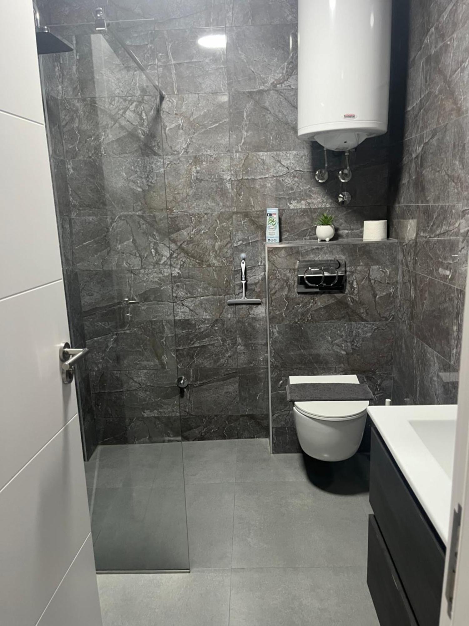 Beoair Apartments Surčin Kültér fotó