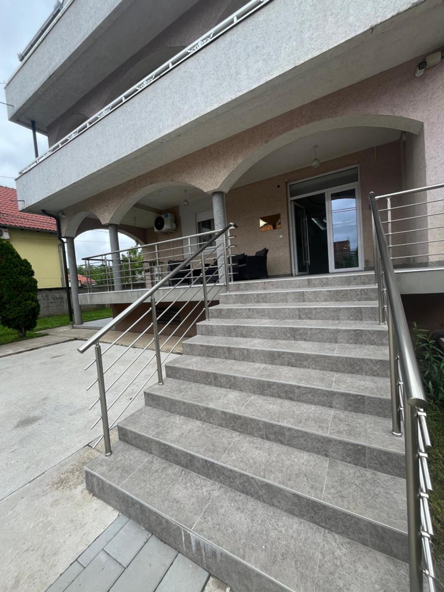 Beoair Apartments Surčin Kültér fotó